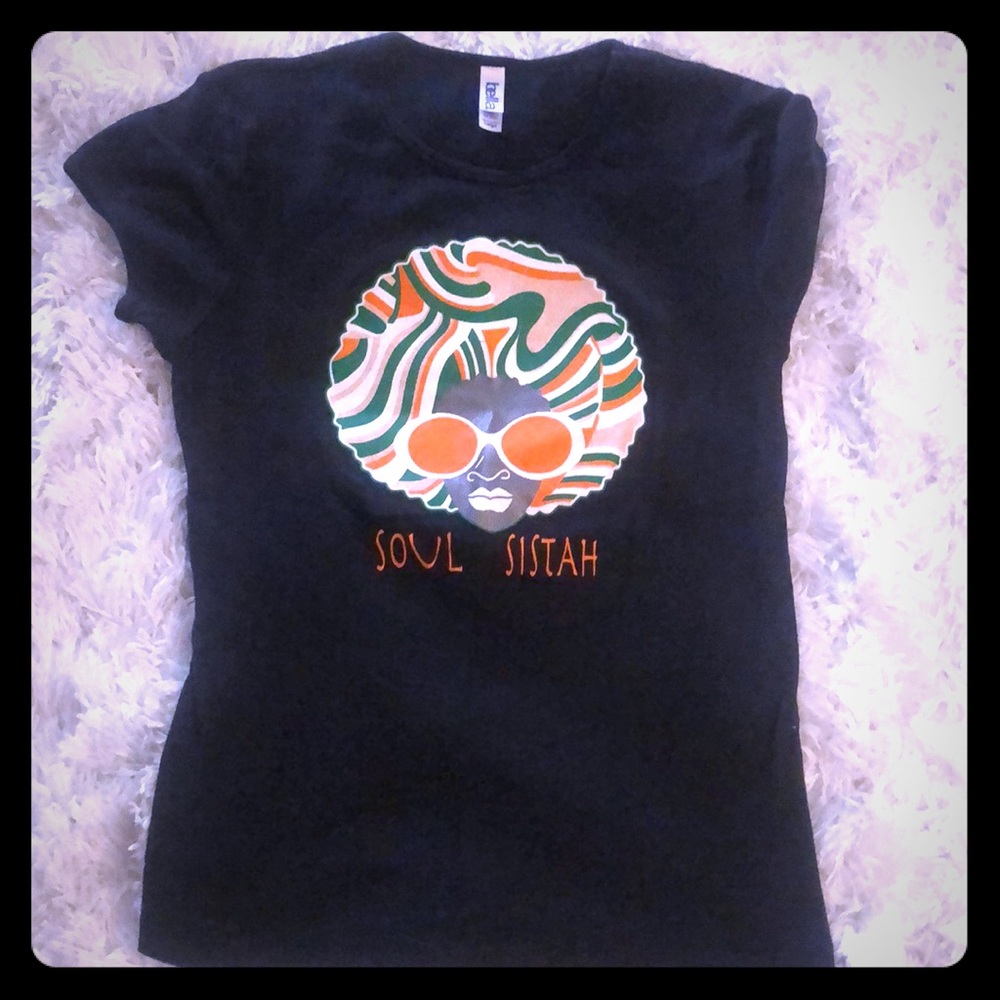 Bella shirt